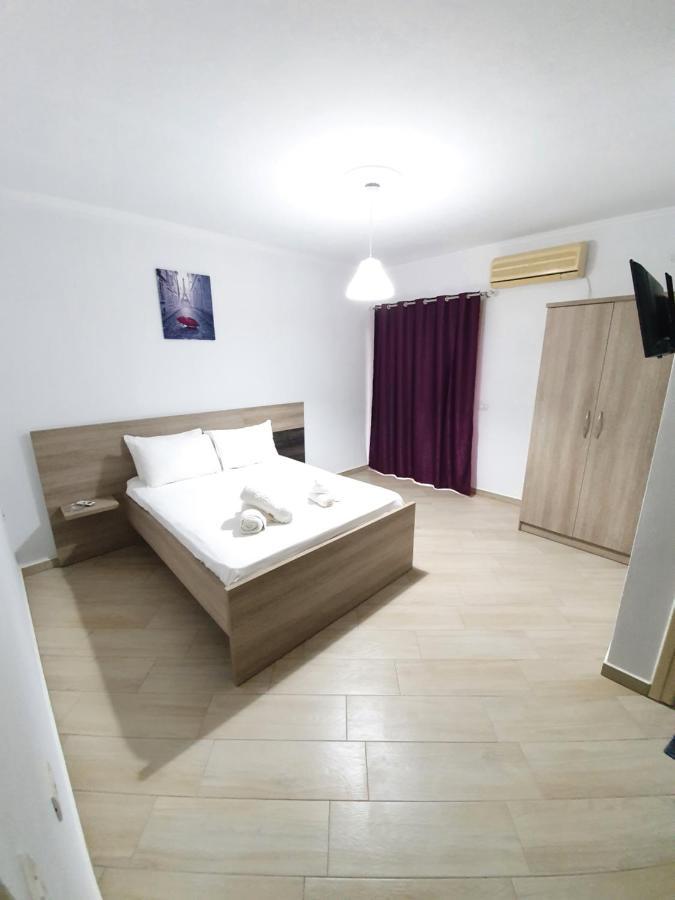 Soare Hotel Ksamil Exterior photo
