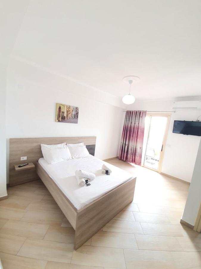 Soare Hotel Ksamil Exterior photo